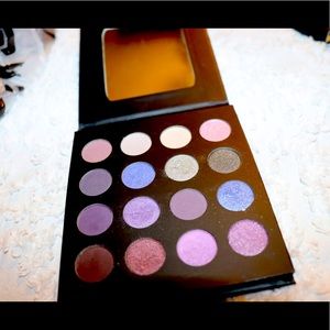 BH Cosmetics Midnight Affair Eyeshadow Palette